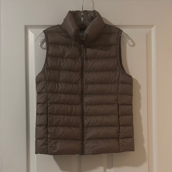 Uniqlo Jackets & Blazers - Uniqlo Women's Tan Down filled Puffer Vest